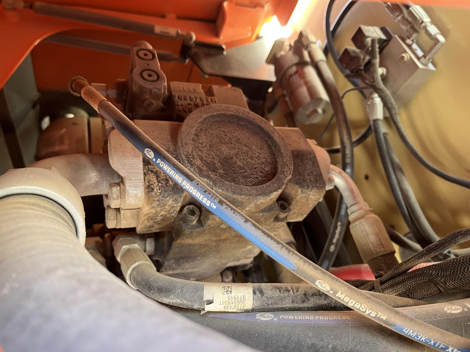 ./imagenes/INVOICE/2019/16966/JLG 800AJ (8).JPG